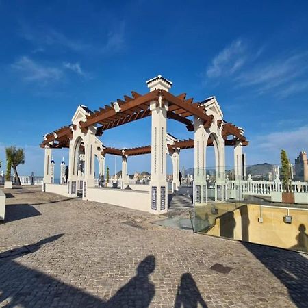 Los Ranchos, B-1º Benidorm Kültér fotó